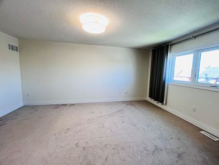 For Lease - 26 Pingel Road, Markham, Ontario - Photo 4