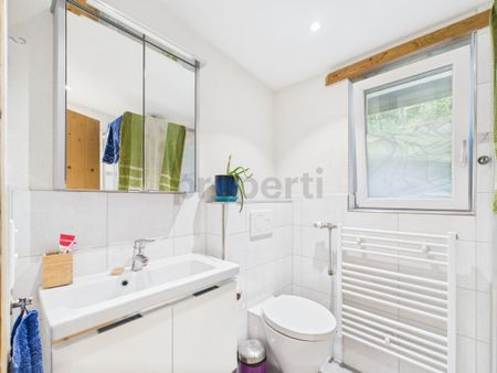 Gemütliche 3.5-Zimmer Wohnung an ruhiger Lage in Zwingen - Photo 2