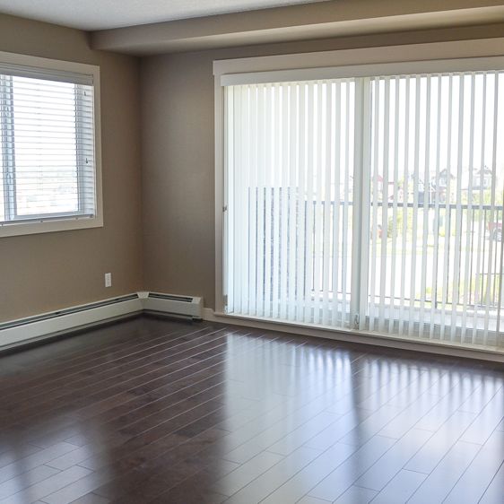 Spacious 2 Bedroom, 2 Bathroom Main Floor Condo In Sage Hill - Photo 1