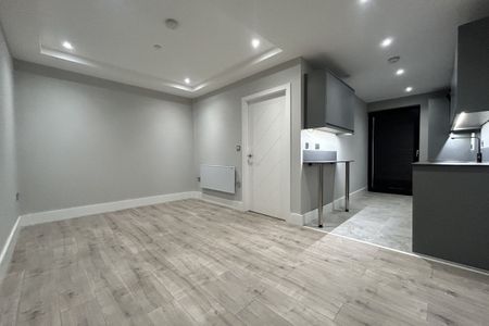 Jarrom Street - Photo 2