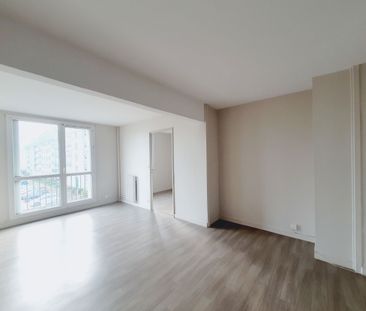 Type 5 refait à neuf de 92 m² – à côté du tram - Photo 3