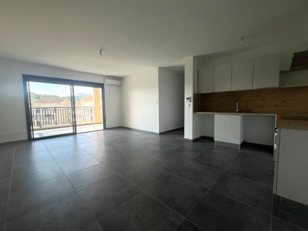 Location appartement à Penta di casinca - Photo 2