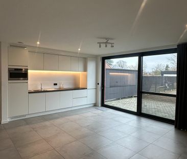 Prachtig gelijkvloers appartement met ruim terras en privatieve tuin - Photo 6