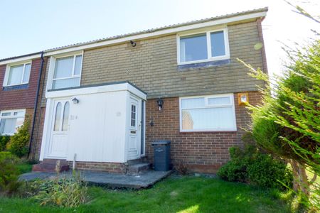 2 bed flat to rent in Chichester Way, Jarrow, NE32 - Photo 2