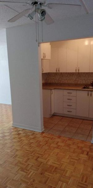 Spacieux appartement d'une chambre à St-Jean ALL INCLUDED - Photo 1