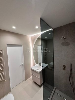 Smart One-Bedroom Flat with Parking - Promenade Mall Area - Photo 1