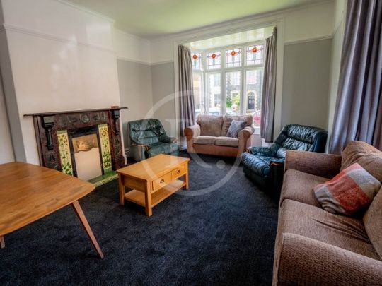 7 Bed - Iorwerth Avenue, Aberystwyth, Ceredigion - Photo 1