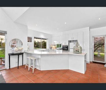 WELCOME TO 'FRESHWATER' - Photo 6