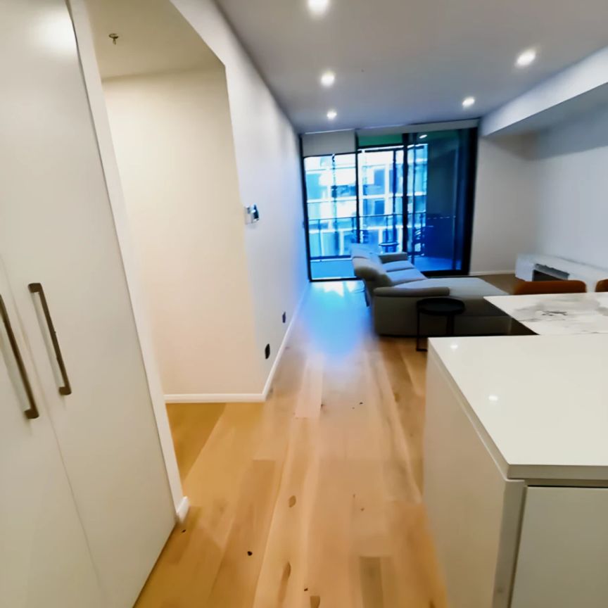 2 bed 2 bath-325 - Photo 1