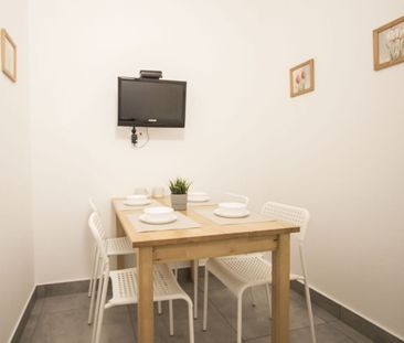 Duży jasny pokój świeżo po remoncie / WiFi w cenie - Photo 4