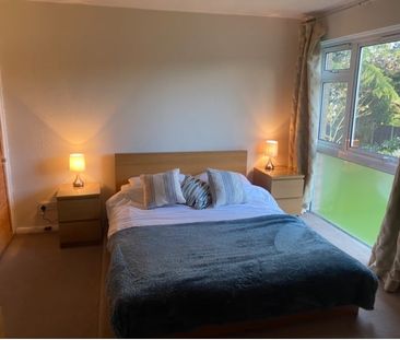 2 Bed Flat, Dunstable Court, SE3 - Photo 5