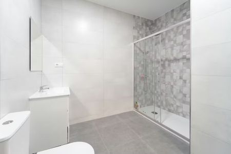 Calle de Tracia, Madrid, Community of Madrid 28037 - Photo 5