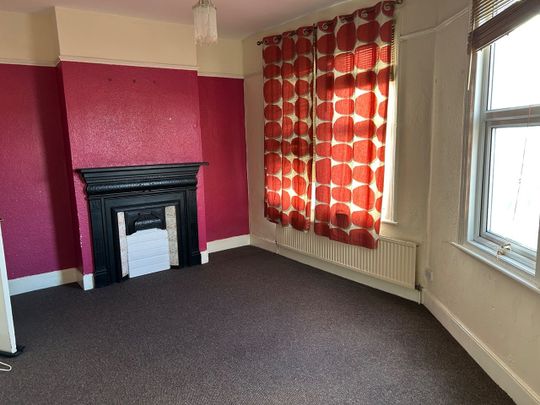 1 Bed Flat, London Road, CR7 - Photo 1