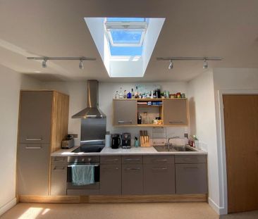 1 bedroom flat to rent - Photo 2