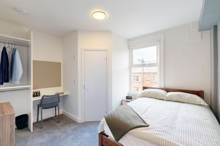 6 bedroom house to rent - Photo 4