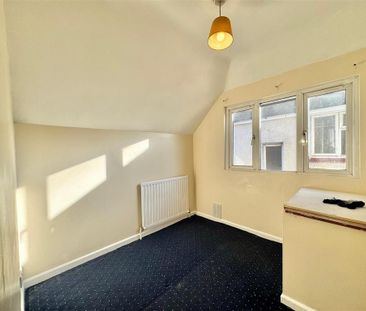 5 bedroom terraced house to rent - Photo 4