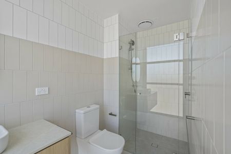 Modern Living In Boulevard! - Photo 3