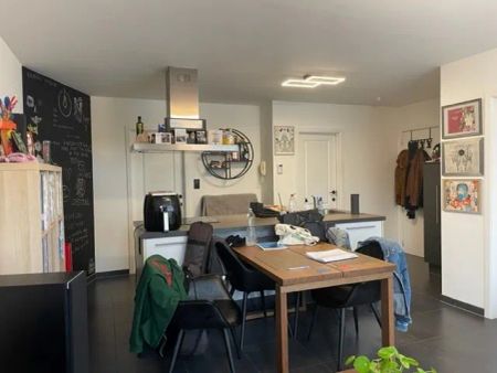 Sfeervol appartement met één slaapkamer centraal in de dorpskom van St Jozef Olen. - Photo 4