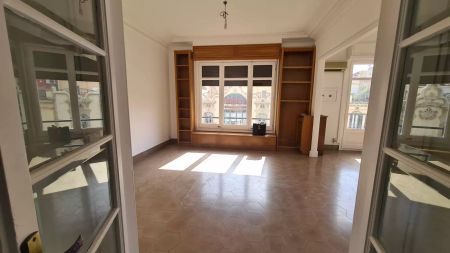 Room in a shared 8-bedroom apartment for rent in Sant Gervasi Galvany, all bills included, perfect for professionals and students - Foto 5