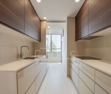 Apartamento T4 totalmente remodelado Faria Guimarães - Photo 4