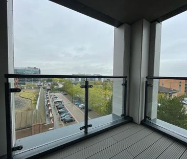 2 bedroom penthouse to rent - Photo 1