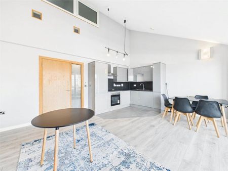 3 bedroom apartment to rent - Photo 3