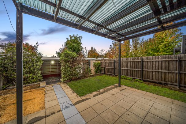 5 Errol Street, Crace ACT 2911 - Townhouse For Rent | Domain - Photo 1