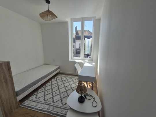 Location Appartement 1 pièce 14m² LAMBERSART 59130 - Photo 1