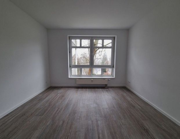 Helle 3-Zimmer-Wohnung mit Blick auf den kleinen Wannsee! - Foto 1