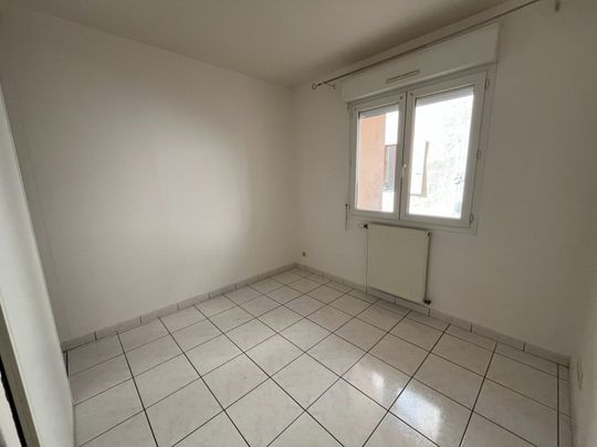Location Appartement 3 pièces 53m² CLERIEUX 26260 - Photo 1