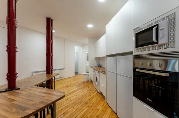 Calle de la Victoria, Madrid, Community of Madrid 28012 - Photo 1