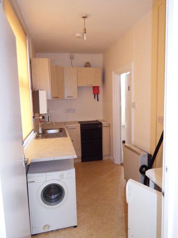 Studio to rent - Photo 5