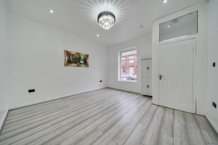 3 bedroom terraced house to rent - Photo 4