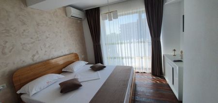 Mamaia statiune , 3 camere lux - Photo 2