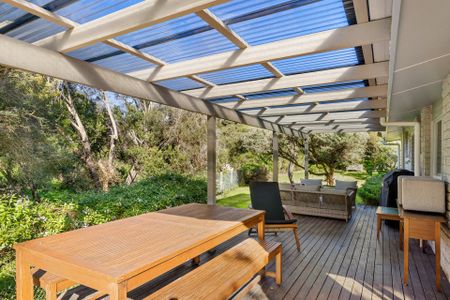 Beautifully Presented Fully Furnished Beach House - Photo 5
