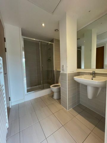 1 Bed Flat, Horizon, BS1 - Photo 3