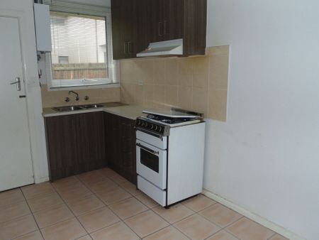 Great Location - Photo 3