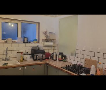 3 Bed Terraced House, Welbeck Road, E6 - Photo 6