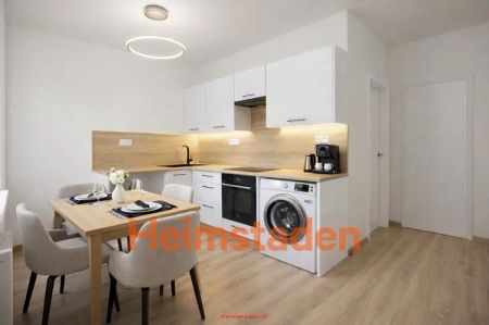 Pronájem bytu 2+1 51 m - Fotografie 3