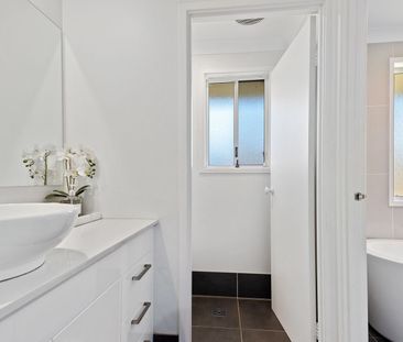 6 Mary Place, Bligh Park NSW 2756 - House For Rent | Domain - Photo 2