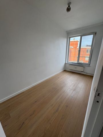 Appartement te huur - Photo 3