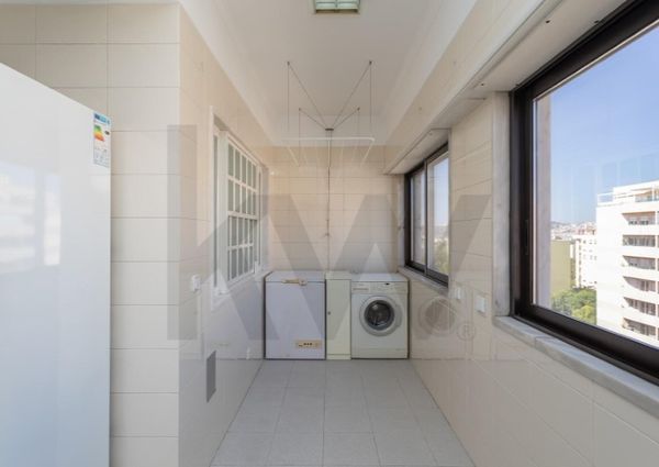 Apartamento T4 em Lisboa