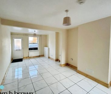 Beaconsfield Road, IPSWICH - Photo 2