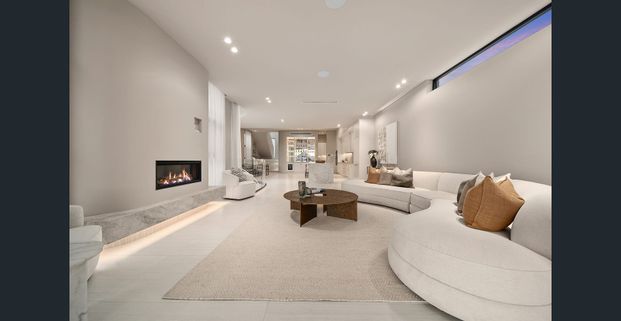 Resort-Style Living in Prime Abbotsford Location - Photo 1