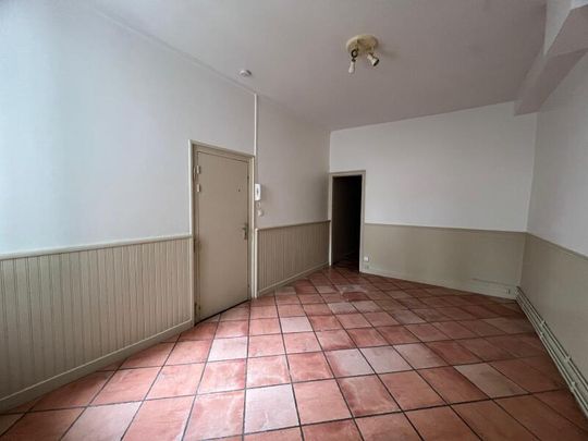 Location Appartement 2 Pièces 33 m² - Photo 1