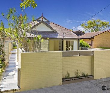 6 Carlisle Street, Ashfield NSW 2131 - House For Rent | Domain - Photo 5