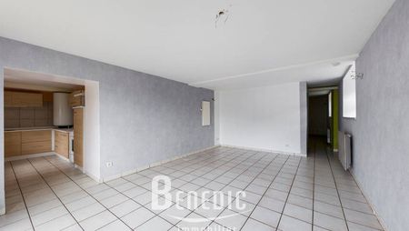 LOCATION APPARTEMENT LONGEVILLE LES ST AVOLD F2 EN RDJ PLACE DE PARKING ET TERRASSE - Photo 4