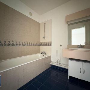 Location Appartement 1 pièce 31m² LYON 4ème - Photo 2