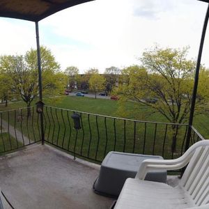 2 CH - 1 SDB - Québec - $1,147 /mo - Photo 2
