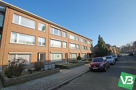 Appartement op zeer goede en rustige locatie te Wijnegem! - Foto 4